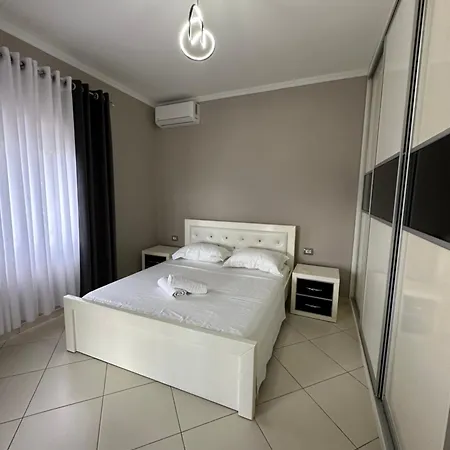 Muar Villa Sarande